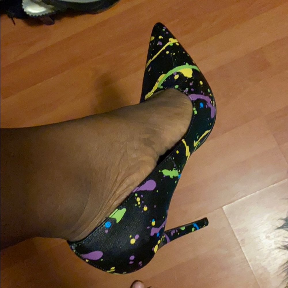 Shoes - Picture 3 of 3